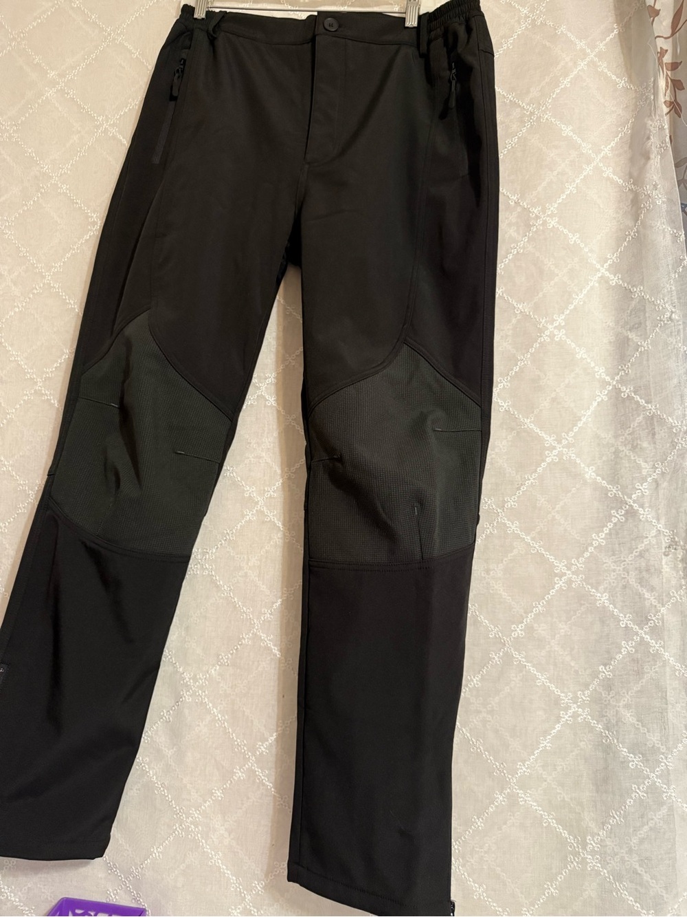 Men's Black Cargo Outdoor Pants — Lightweight Stretch
